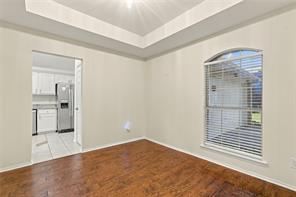 1968 Hobart Lane - Photo 6