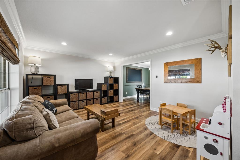 2728 Silver Maple Court - Photo 14