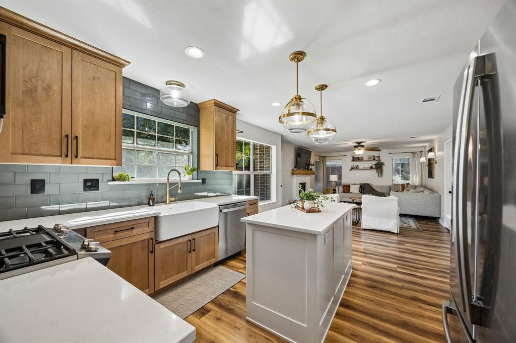 2728 Silver Maple Court - Photo 7