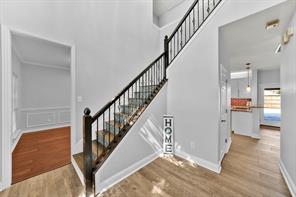 1410 Macrae Court - Photo 14