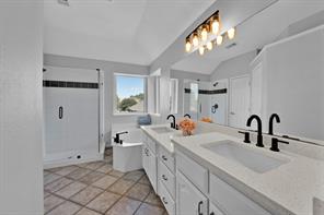 1410 Macrae Court - Photo 26