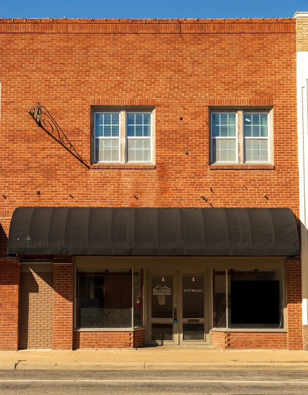 417 E Wallace Street - Photo 1