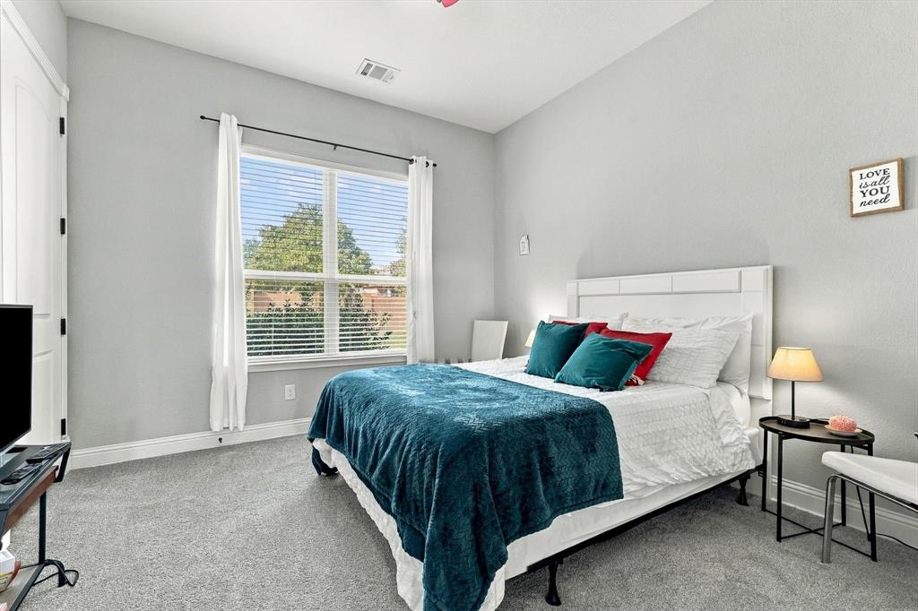 6301 Napoli Circle - Photo 24