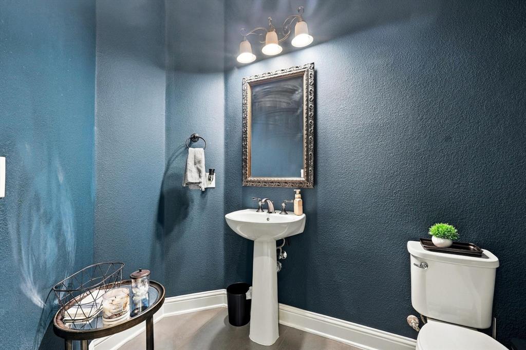 6301 Napoli Circle - Photo 29