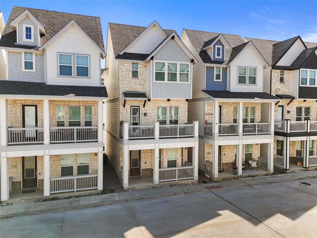 220 Lanyard Drive - Photo 1