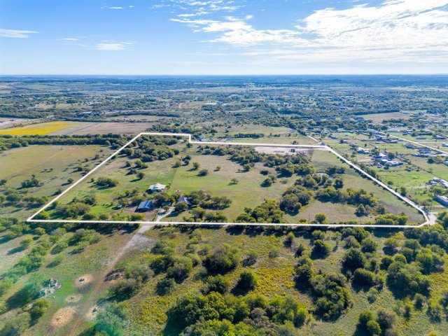 8112 County Road 1014