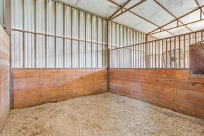 8112 County Road 1014 - Photo 32