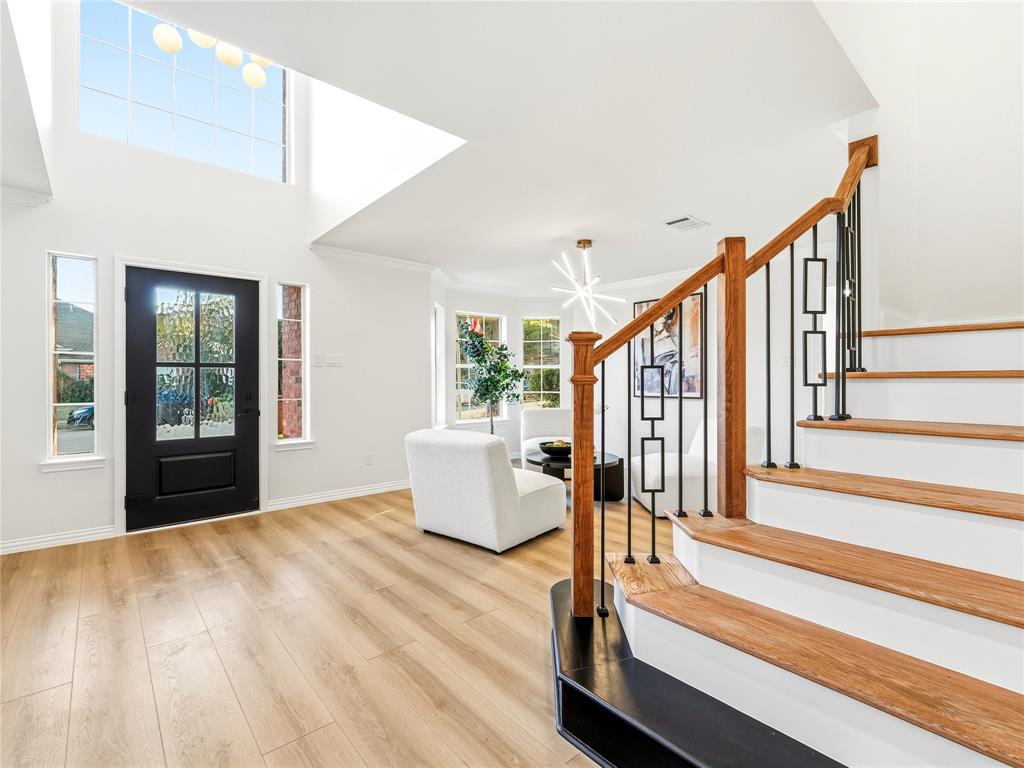 723 Hollow Ridge Drive - Photo 4