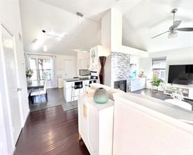 607 Bluebonnet Drive - Photo 16