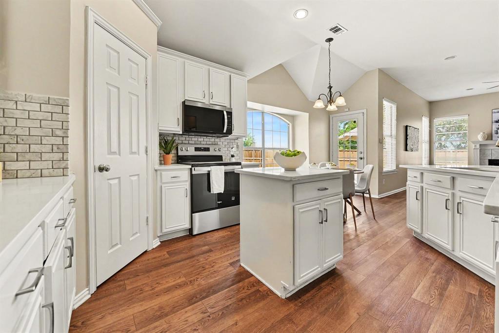 401 Stonebridge Circle - Photo 10