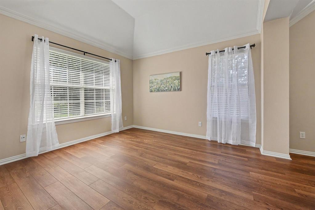 401 Stonebridge Circle - Photo 4