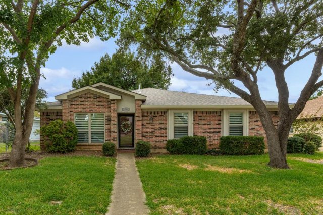 1750 Sterling Lane
