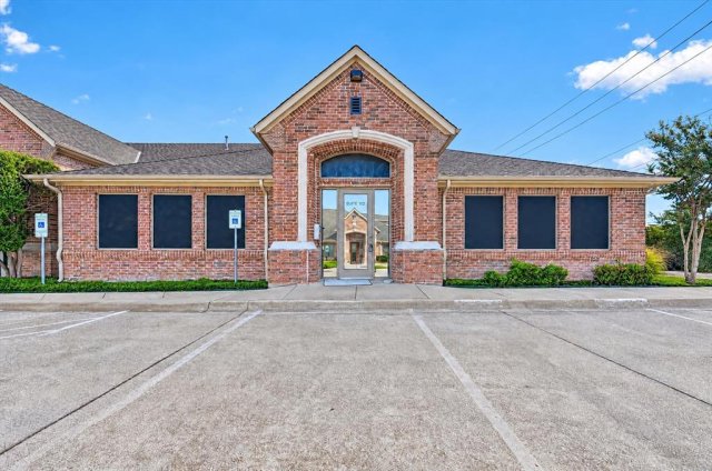 5208 Village Creek