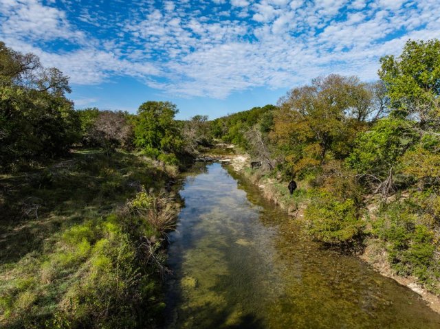 487 Private Road 2138