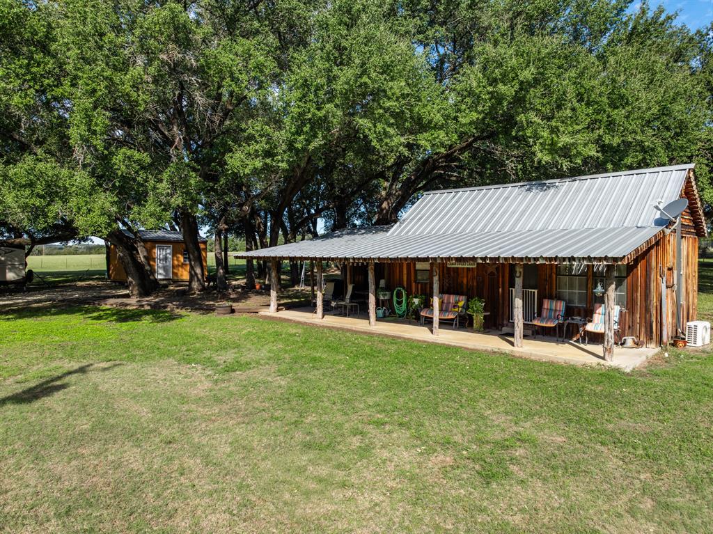 487 Private Road 2138 - Photo 4