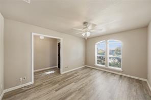 1919 Camden Way - Photo 3