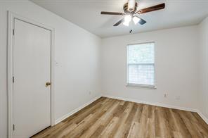 213 Port Ingleside Drive - Photo 10