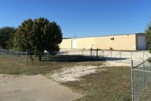 300 E Gibbs Boulevard - Photo 8
