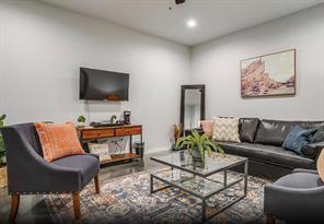1524 S Broadway Street - Photo 19
