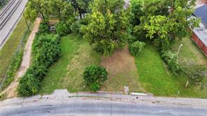 3136 Metropolitan Avenue - Photo 5