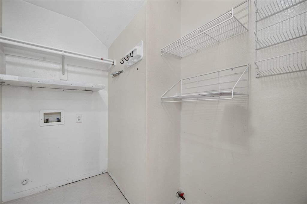 5726 Remington Drive - Photo 18