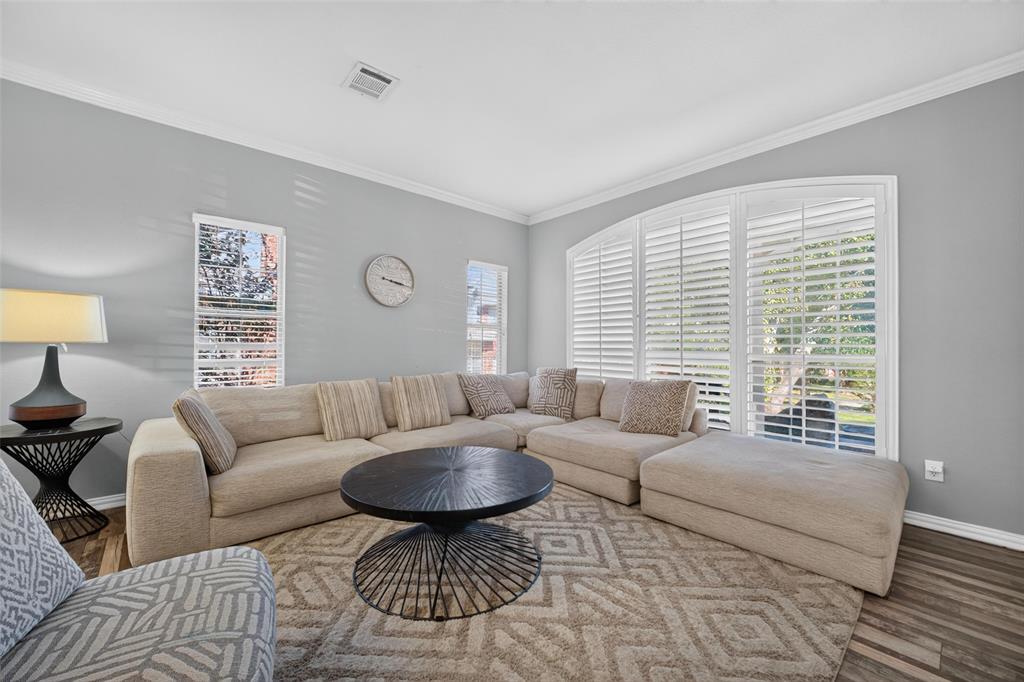 5726 Remington Drive - Photo 6