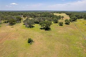 109 County Rd 530 - Photo 15