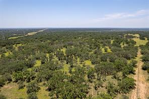 109 County Rd 530 - Photo 4