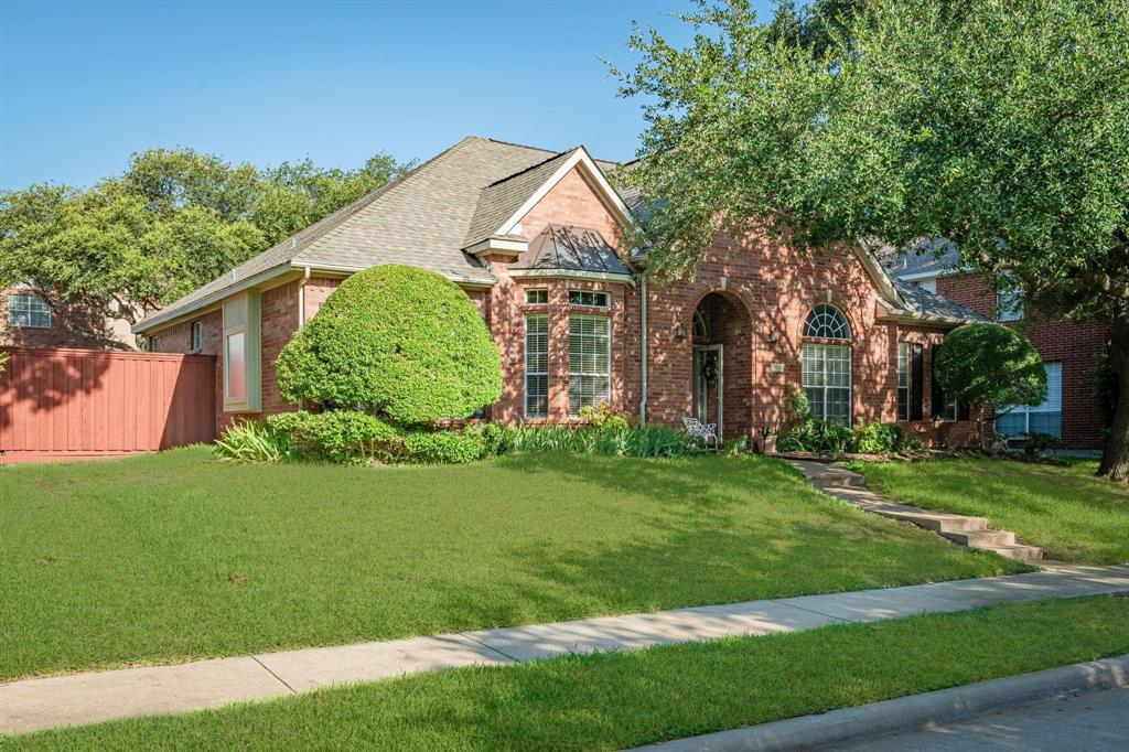 9709 Southern Hills Drive - Photo 2