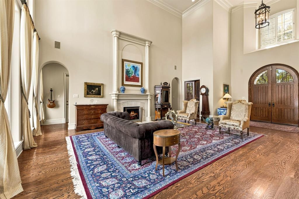 5213 Lakecreek Court - Photo 4