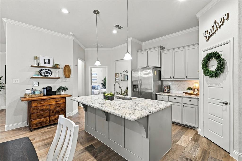 924 Plaza Lane - Photo 10