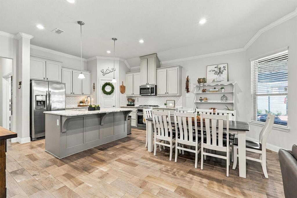 924 Plaza Lane - Photo 13
