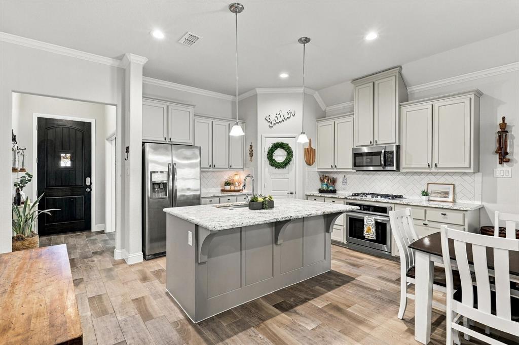 924 Plaza Lane - Photo 8