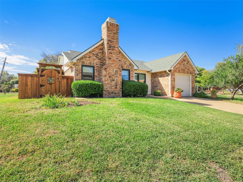 3013 Plumtree Lane - Photo 1