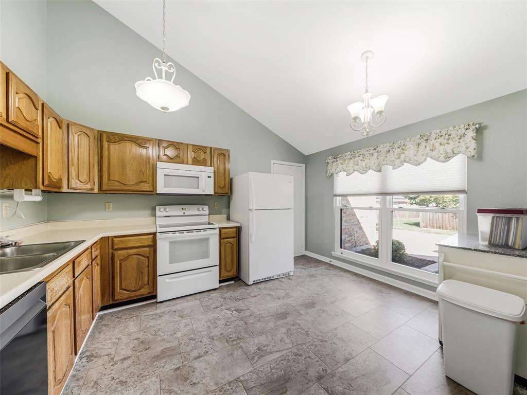 3013 Plumtree Lane - Photo 10