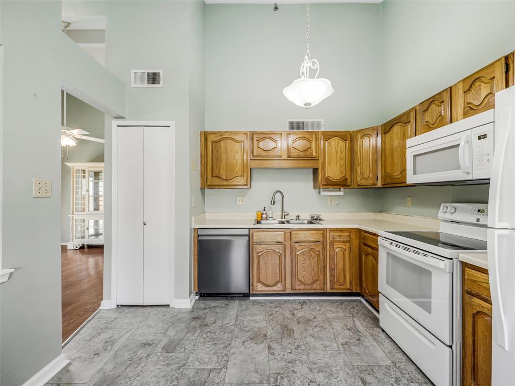 3013 Plumtree Lane - Photo 12