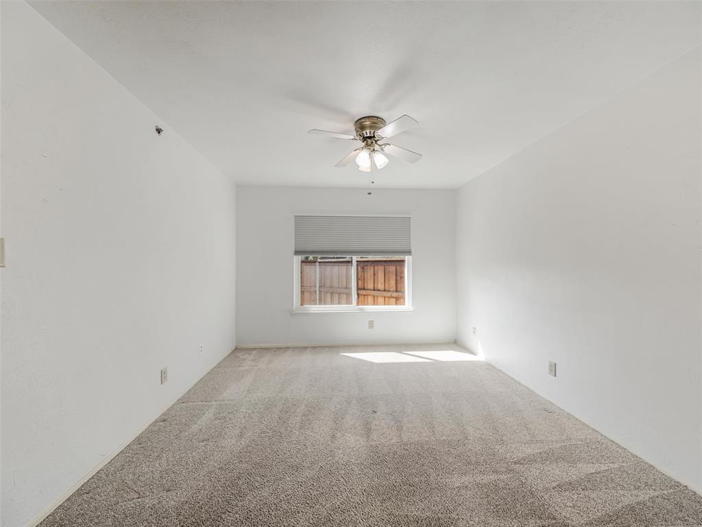 3013 Plumtree Lane - Photo 16