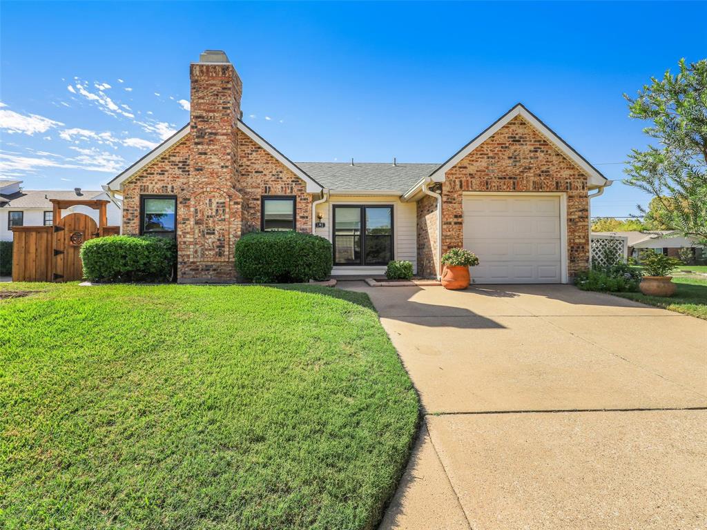 3013 Plumtree Lane - Photo 2