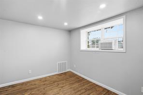 127 N Houston Street - Photo 20