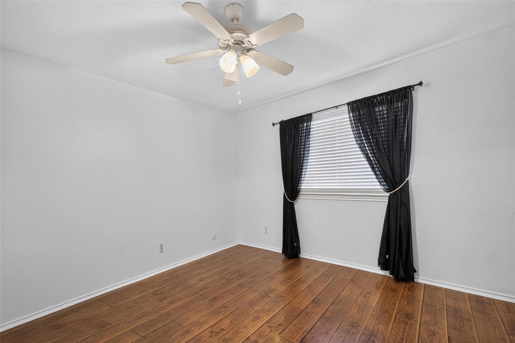 1237 STONEWALL Street - Photo 10