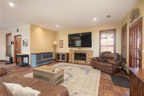 2801 Cascade Drive - Photo 6