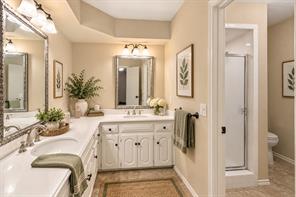 2404 Monmouth Court - Photo 10