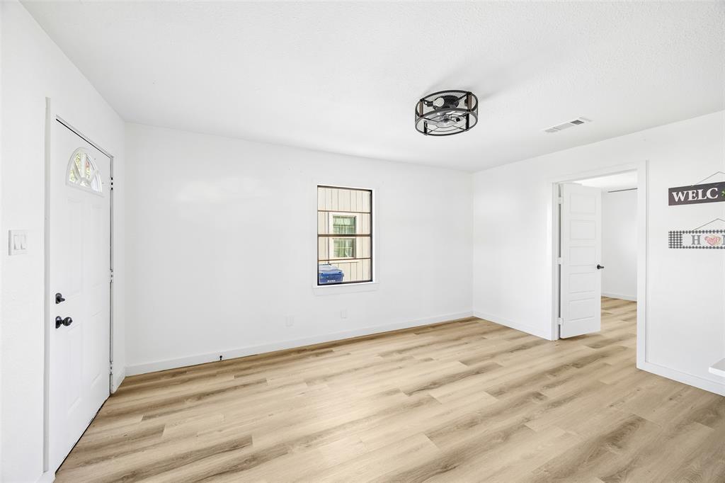 604 Ford Street - Photo 12