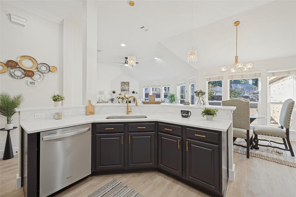 8217 Presidio Drive - Photo 10