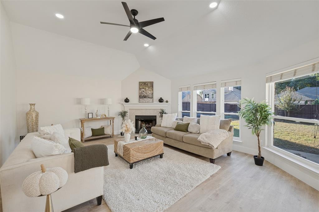8217 Presidio Drive - Photo 5