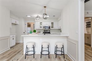 818 Pebblebrook Drive - Photo 2