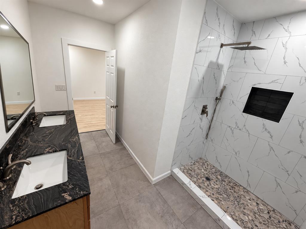 611 Wilson Street - Photo 10