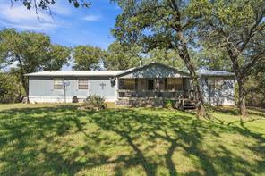 145 Private Road 3670 - Photo 36
