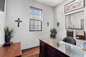 207 N Tarrant Street - Photo 13