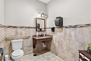 207 N Tarrant Street - Photo 18